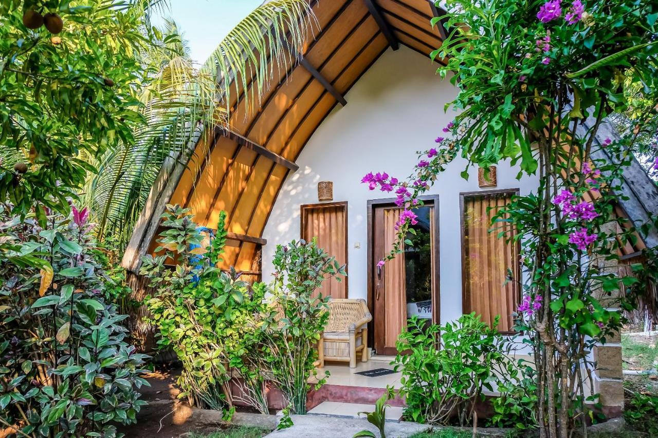 Nelly Homestay Gili Air Exterior foto